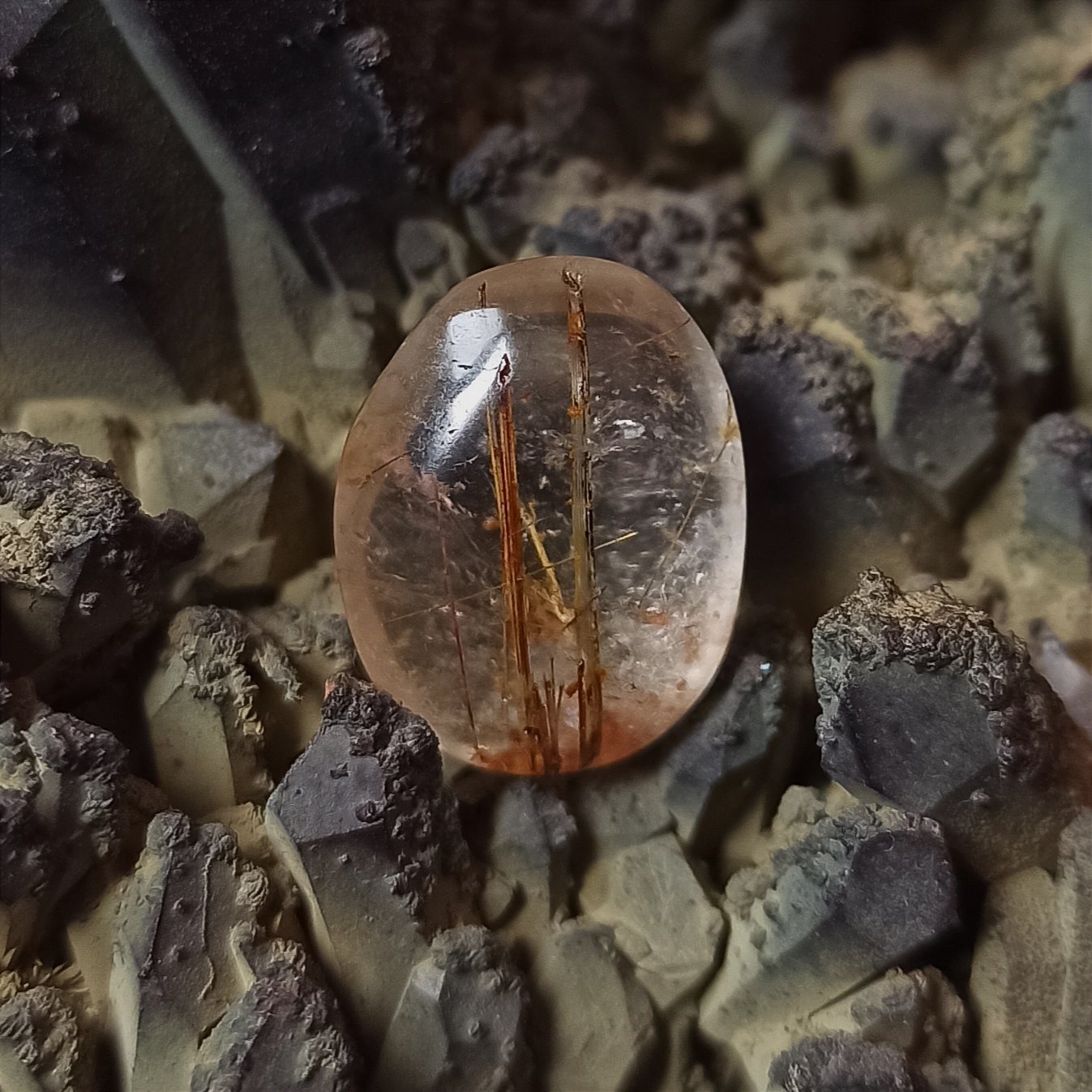 کوارتز روتایل طلایی کد 412