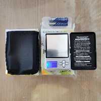 ترازو دیجیتال 200 گرمی جواهری ، کیف چرمی .