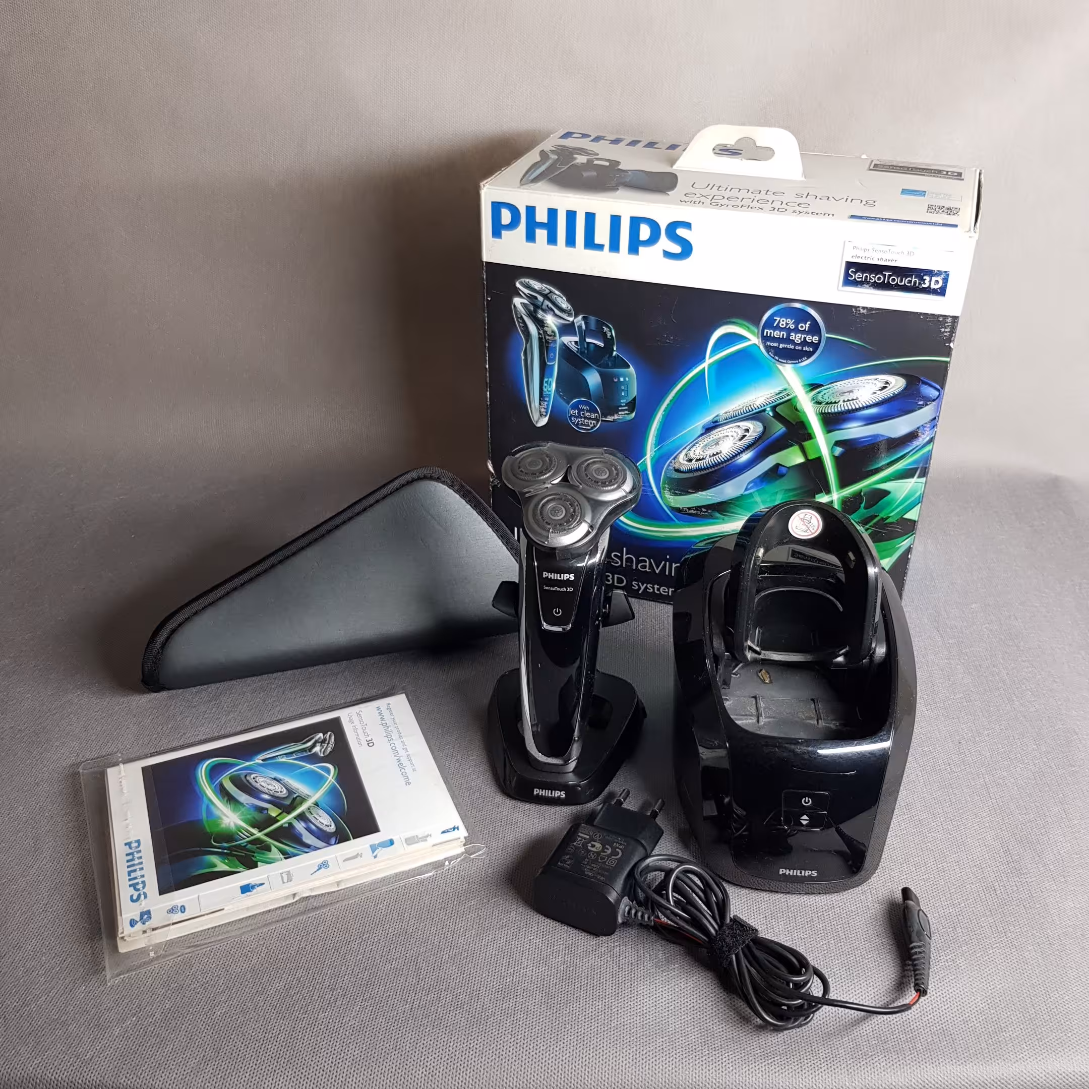 ریش تراش فیلیپس سری 9000 مدل RQ1280CC با مخزن شستشو 