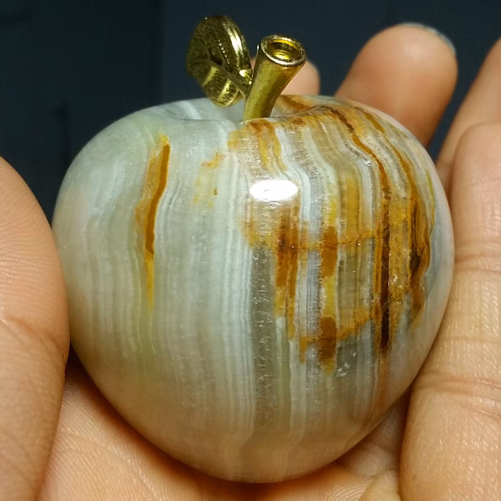 کاروینگ سیب سنگ مرمر اصل و صد در صد طبیعی تراش دست بسیار زیبا و خاص کد 12237