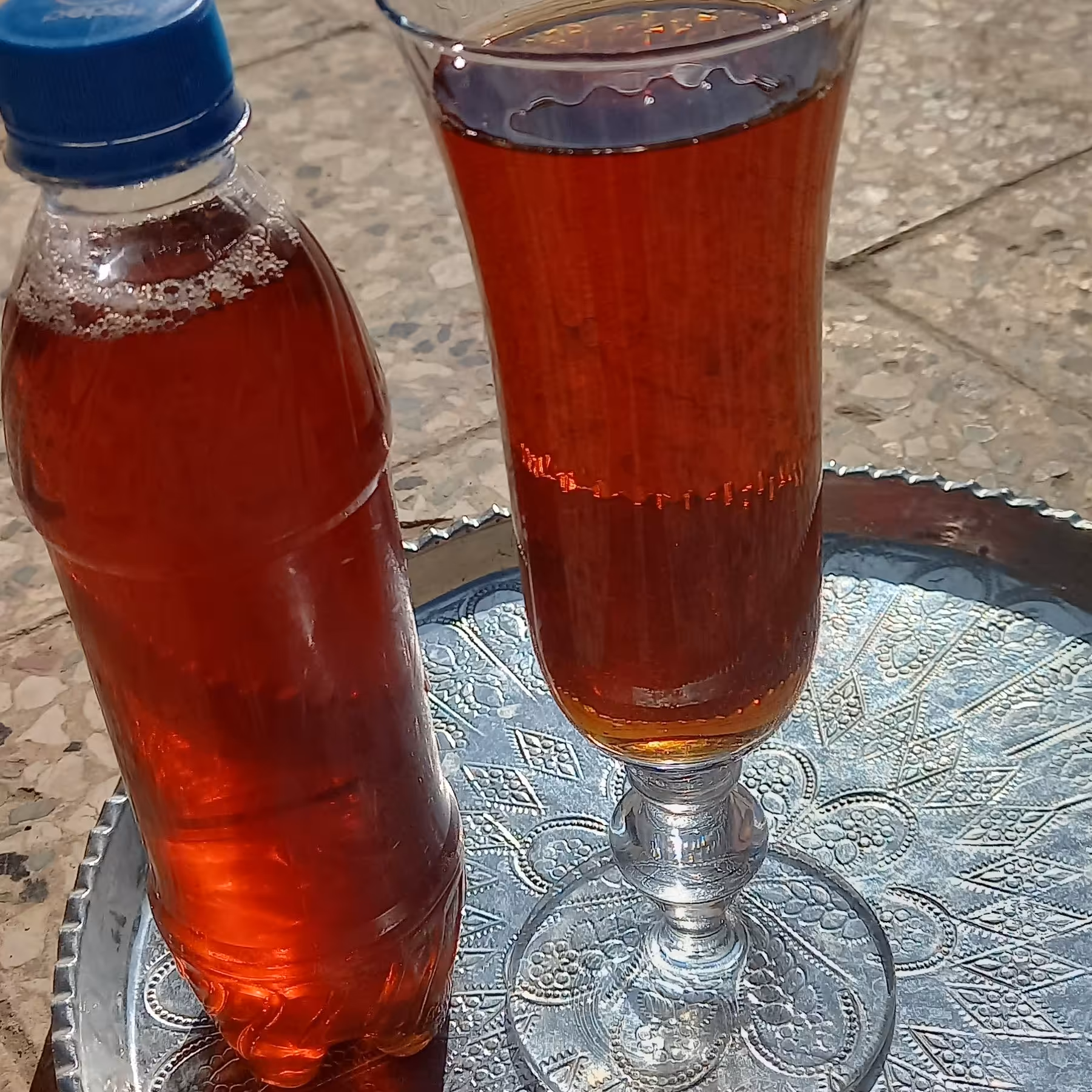 آبغوره عسکری خانگی بدون نمک(یک لیتری) 