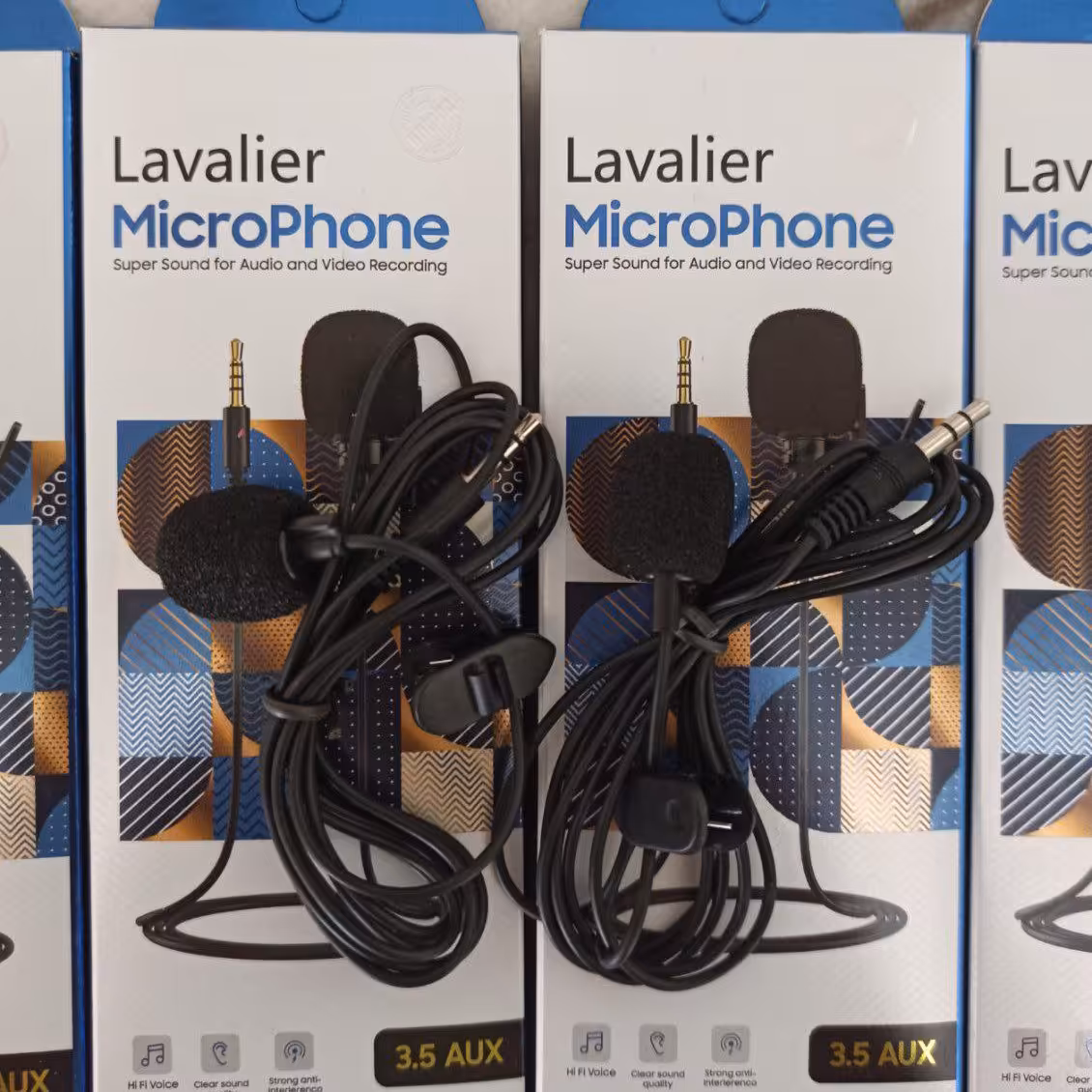 میکروفون یقه ای حرفه ای lavalier طول کابل 1.5 متر رنگ مشکی مطابق تصویر