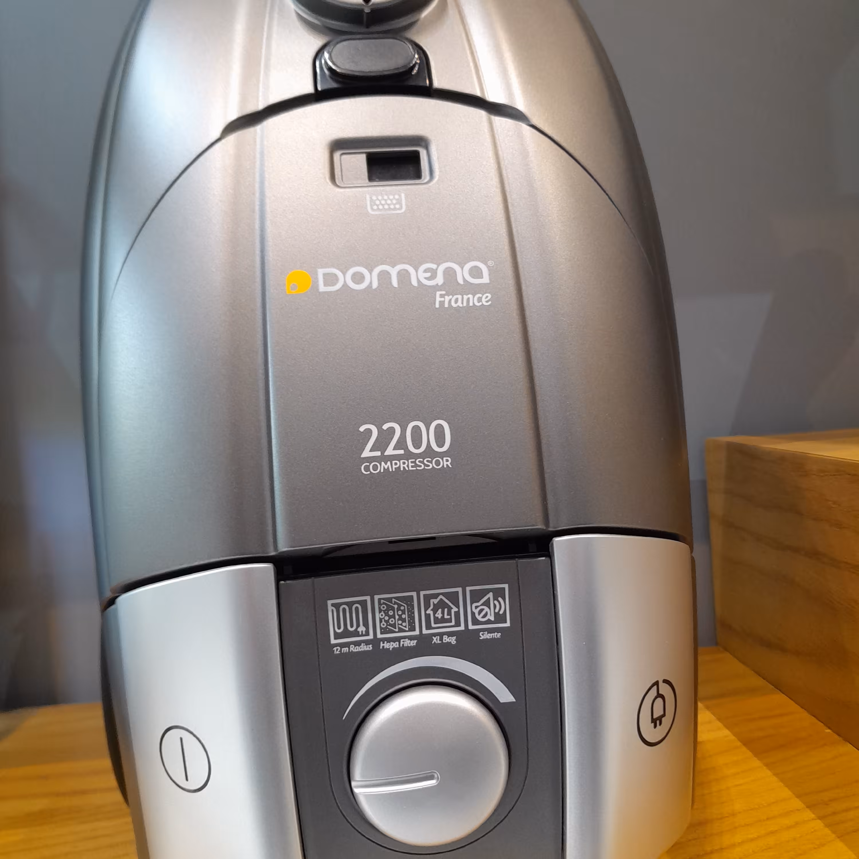 جاروبرقی دومنا