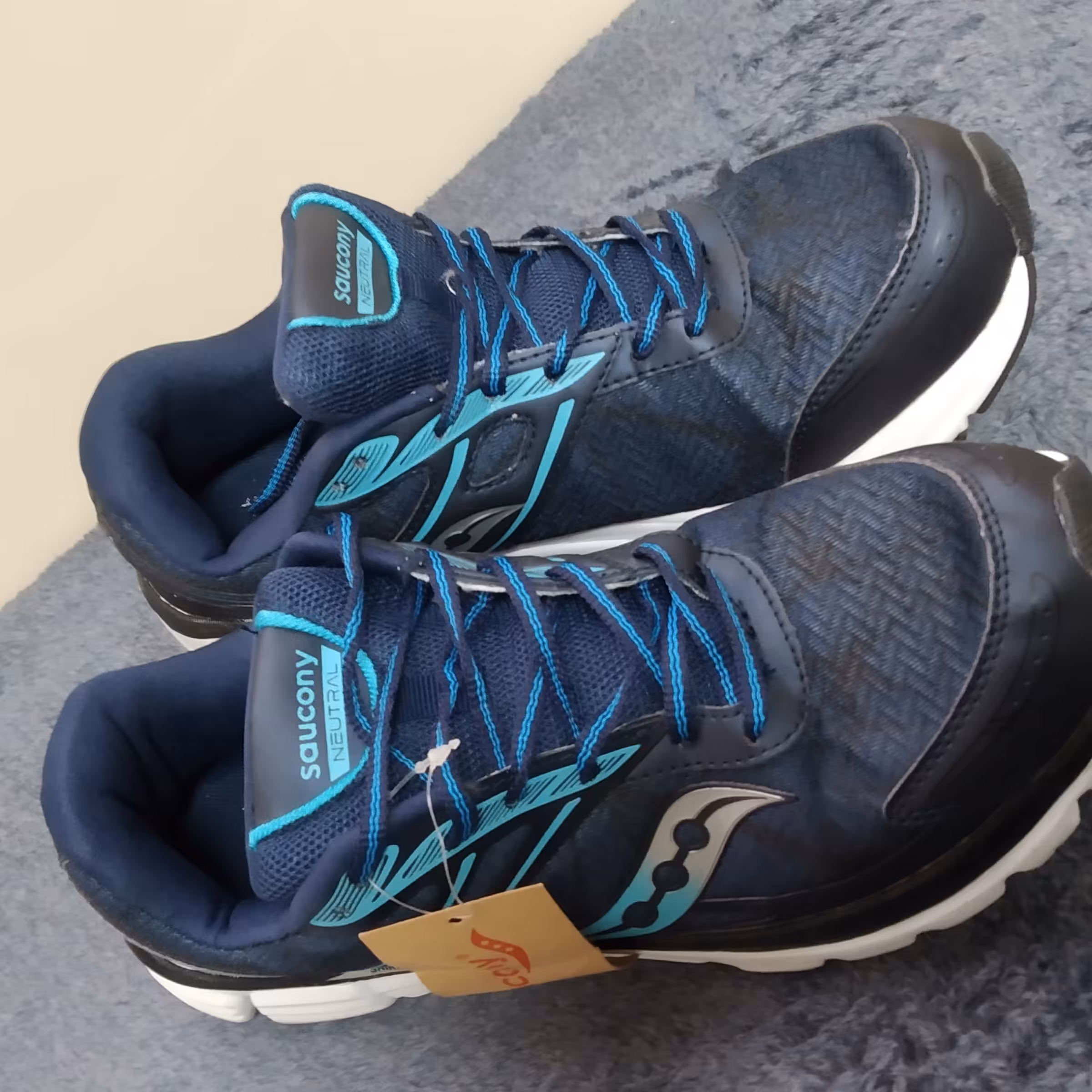 کفش اسپرت  (Saucony)  های کپی اصلی  ویتنام