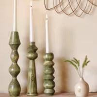 جاشمعی ست سه تایی 20و25و30قابل سفارش در ابعادو رنگ دلخواه شما سفارشی میباشد(هزینه ارسال پسکرایه)