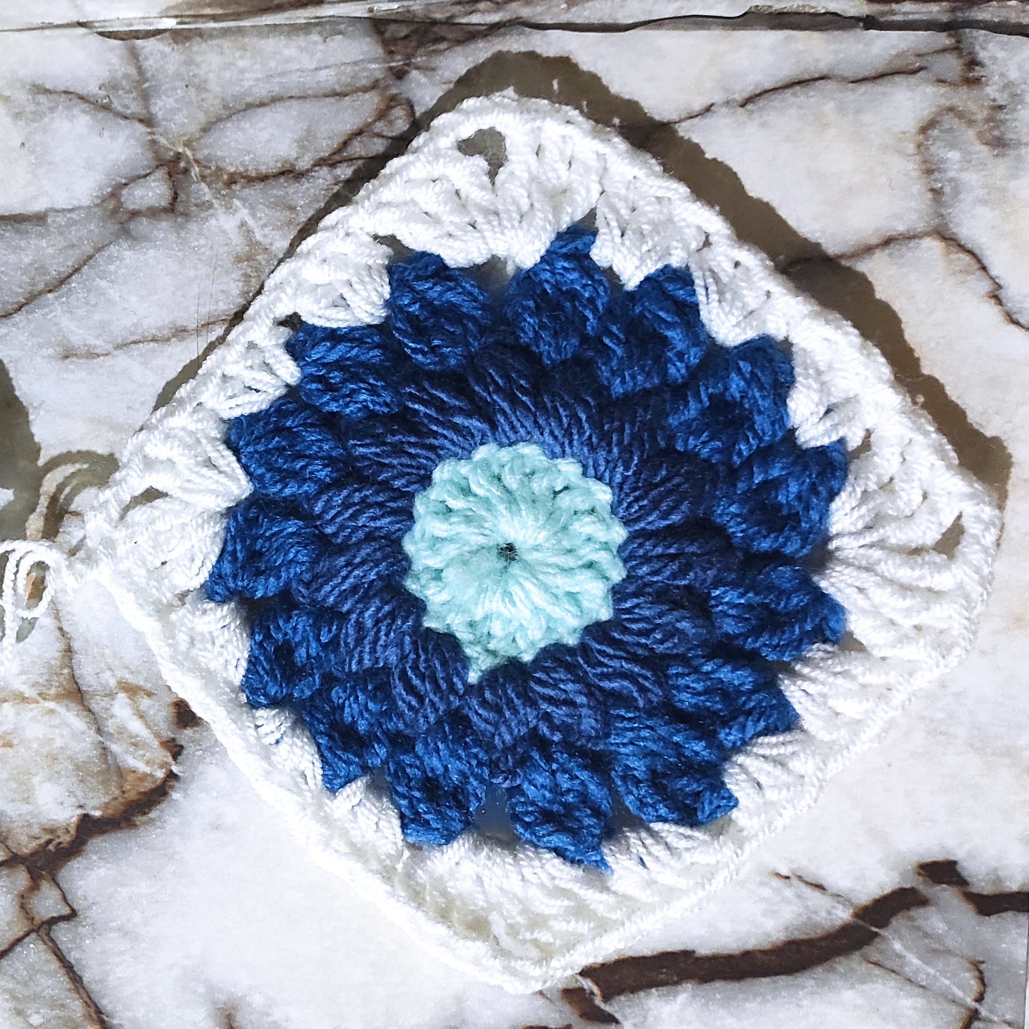 دستگیره مدل دار (قلاب بافی)    