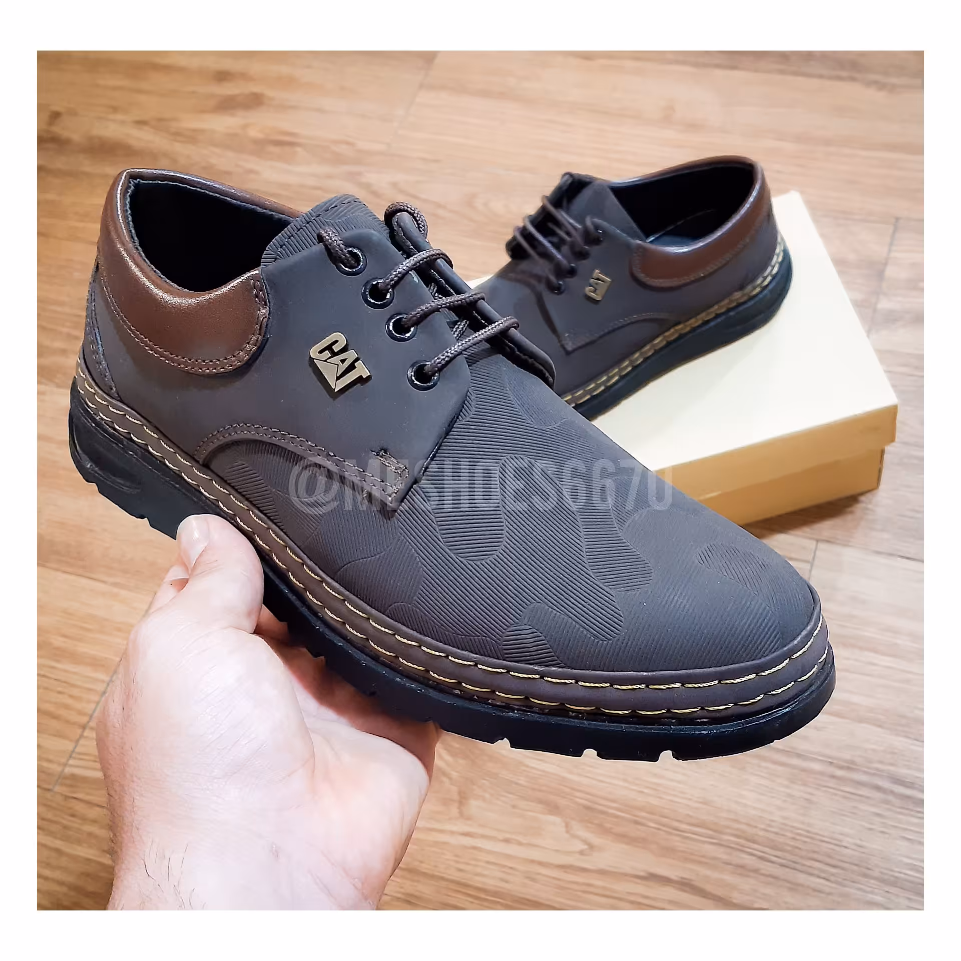 کفش مردانه CAT سایز 44