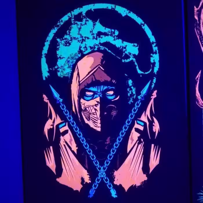 تابلو بلک لایت با طرح بازی 5 سایز 30 در 40 سانتی متر Blacklight Game