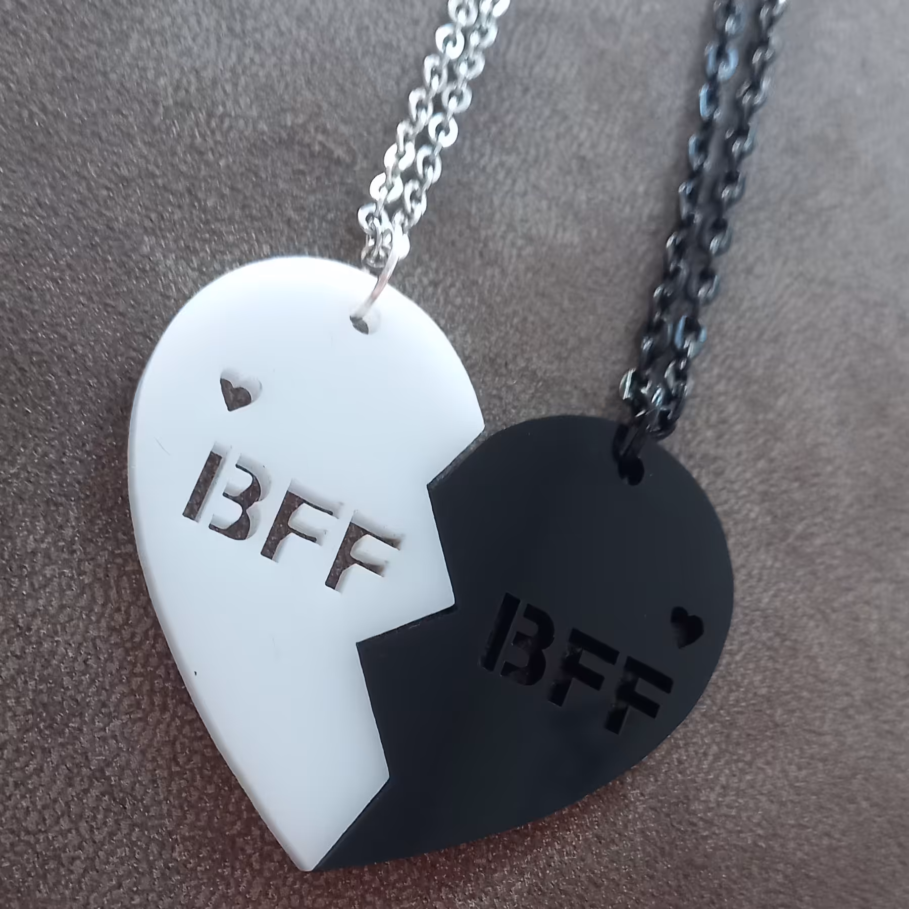 گردنبند ست bff قلب دو تکه پلکسی بهترین دوستان