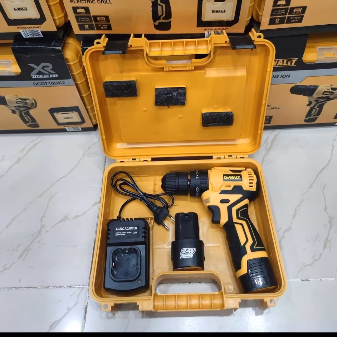 دریل شارژی 
مارک دیوالت
طرح جدید 
موتور براشلس