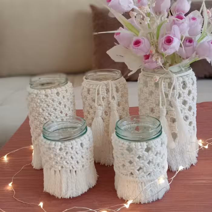 جاشمعی مکرومه بافی گلدان مکرومه بافی شمعدان مکرومه بافی شیشه مکرومه بافی دکور شیک جاشمعی شیک سبک بوهو دکور هفت سین