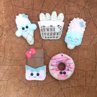 ست 5تایی مگنت نمدی  دستساز (بستنی قیفی وچوبی،دونات،سبدنون،کاکائو)