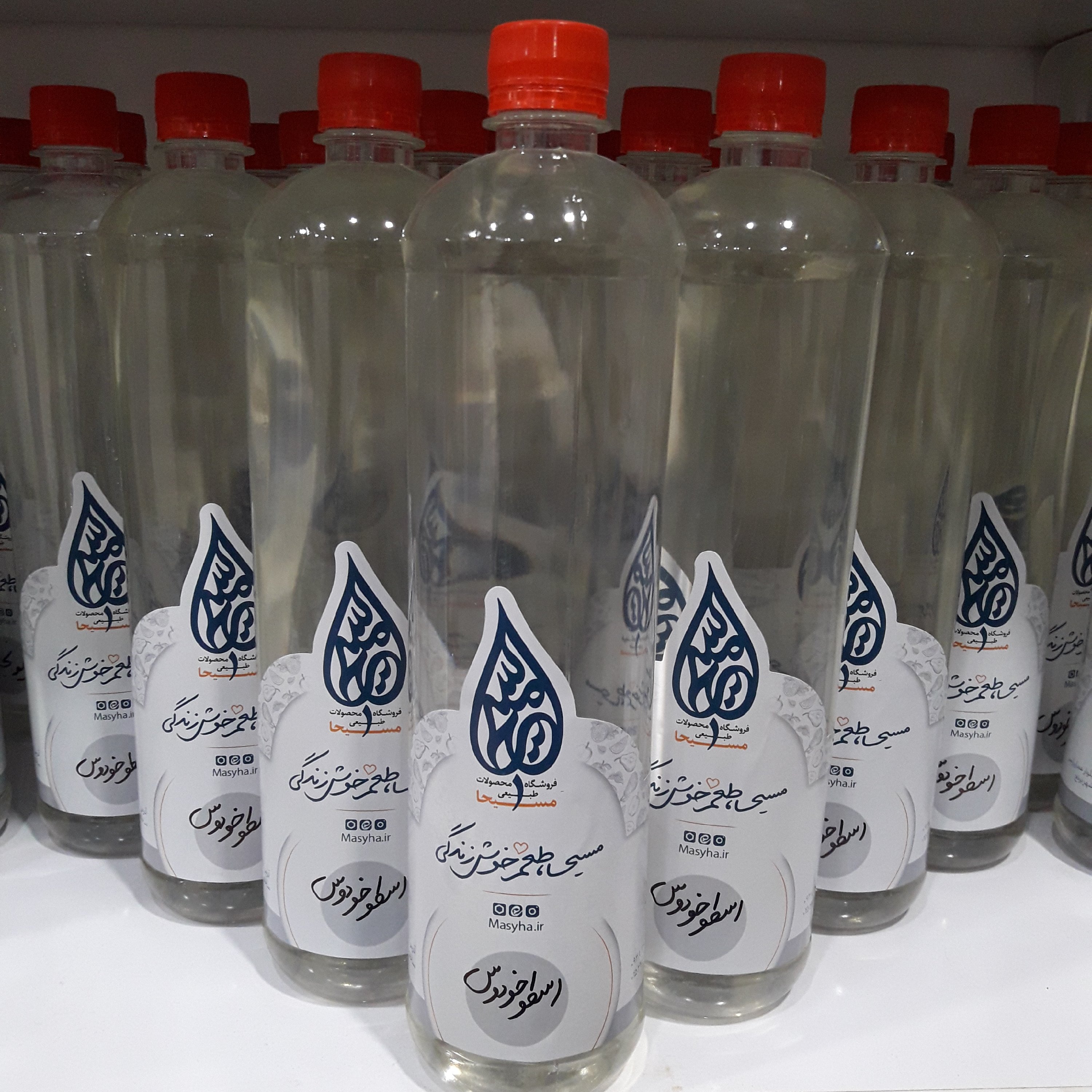 عرق اسطوخودوس درجه 1 کاشان (1 کیلویی)