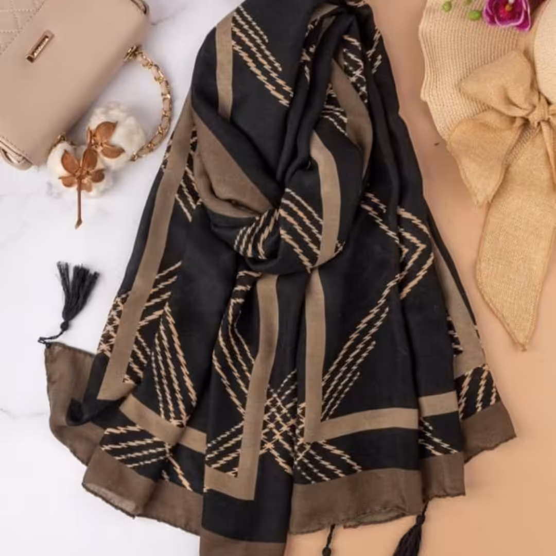 شال نخی تیره منگوله دار 