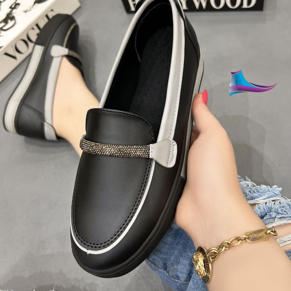 ونس
کد 133 قالب استاندارد
مدل جدید کیفیت عالی
Size 37ta40