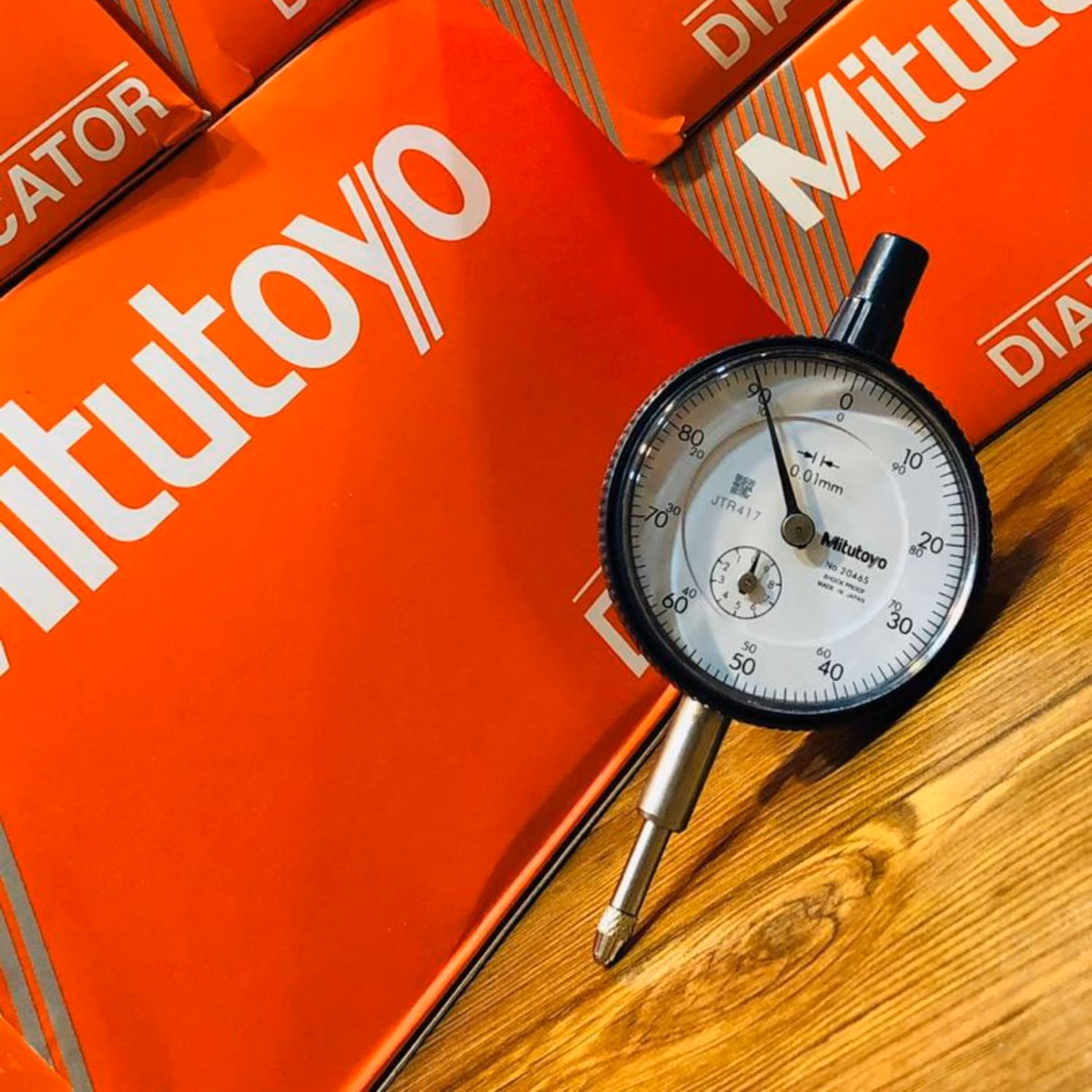 ساعت اندیکاتور   میتوتومو با کیفیت و ارزان  اصل ژاپن2046S