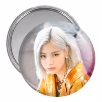 آینه جیبی خندالو مدل ریوجین گروه ایتزی ITZY کد 12458