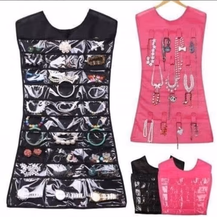 جاجواهراتی پارچه ای طرح لباس.          