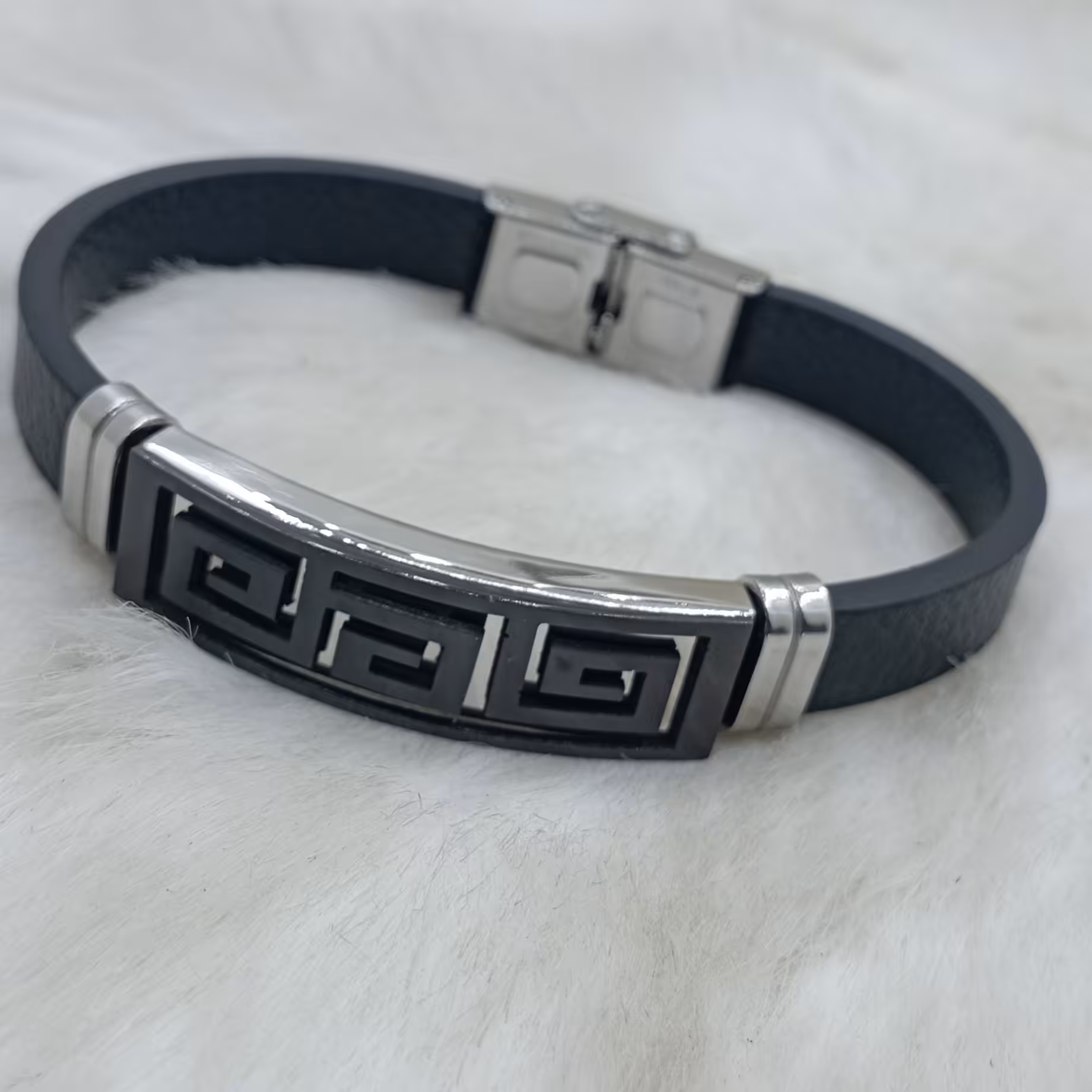 دستبند بند چرم با تنوع مدل کد1