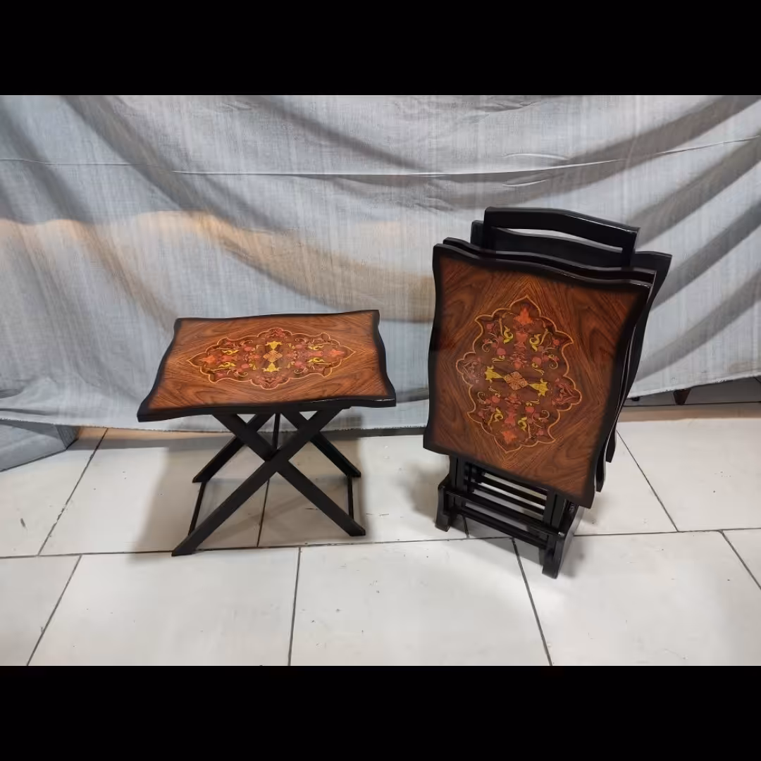 میز عسلی تاشو چمدانی کمجا طرح گل 4 عددی زیبا (ارسال به صورت پس کرایه میباشد)