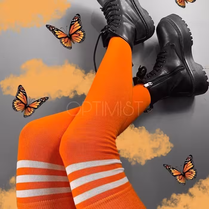 جوراب ساق بلند طرح نارنجی سه خط بالازانو فری سایز