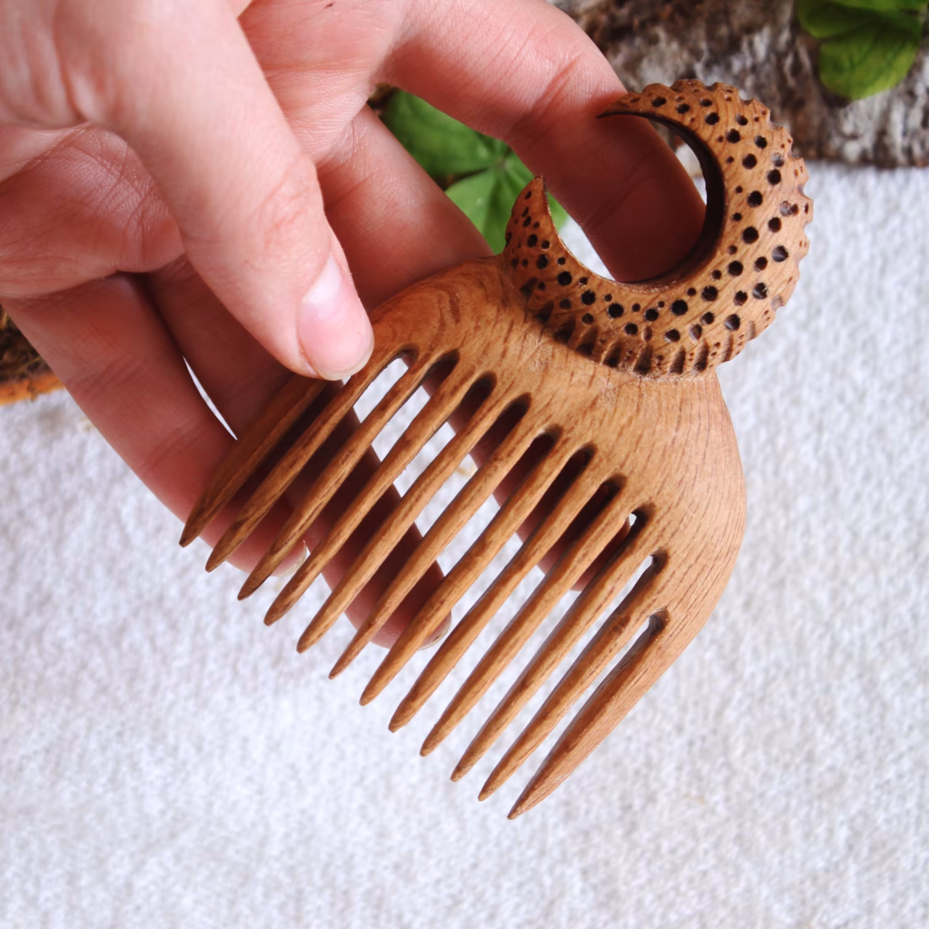 شانه چوبی  دستساز  طرح   ماه