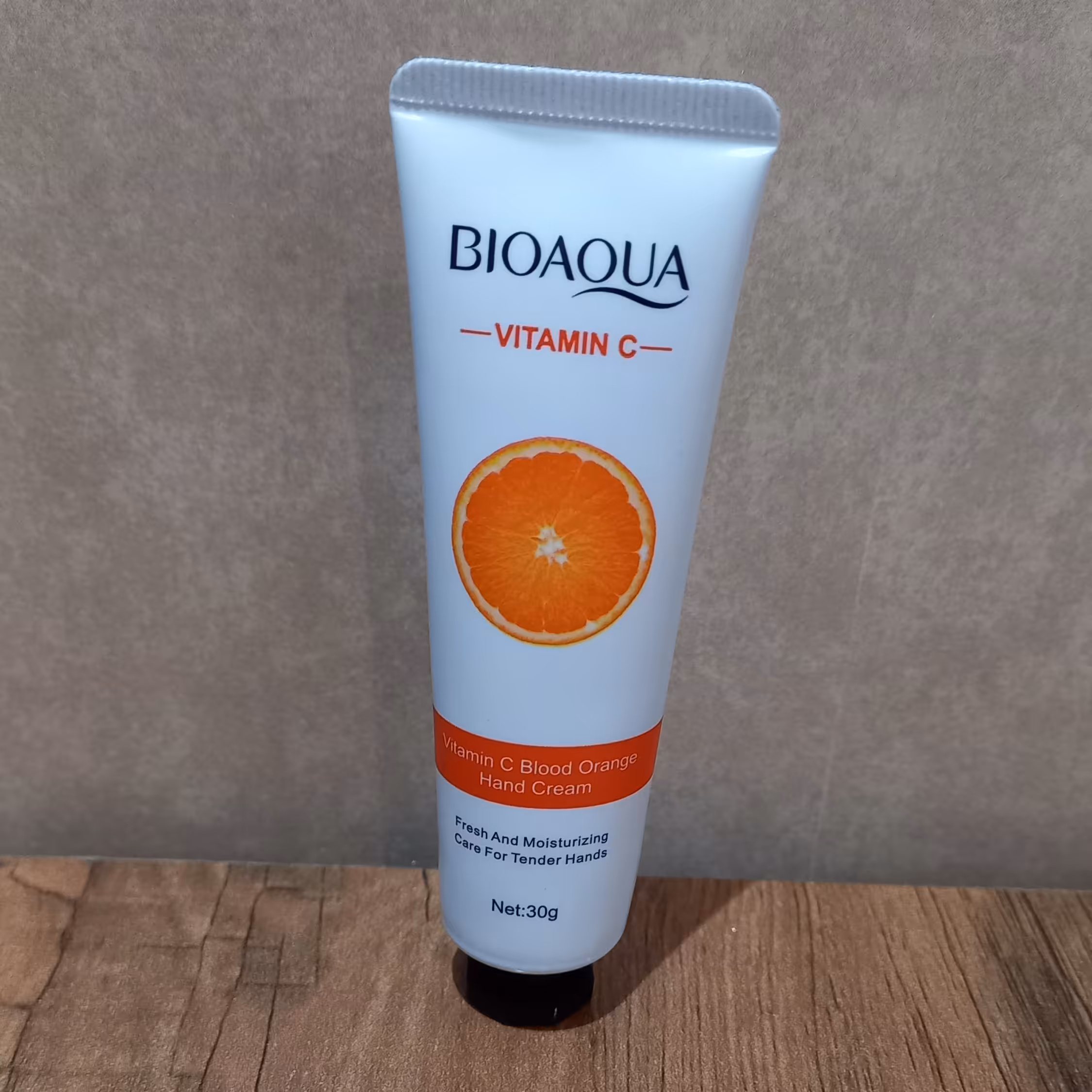کرم دست ویتامین سی بیوآکوا