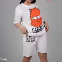 تیشرت و شلوارک لانگ گارفیلد