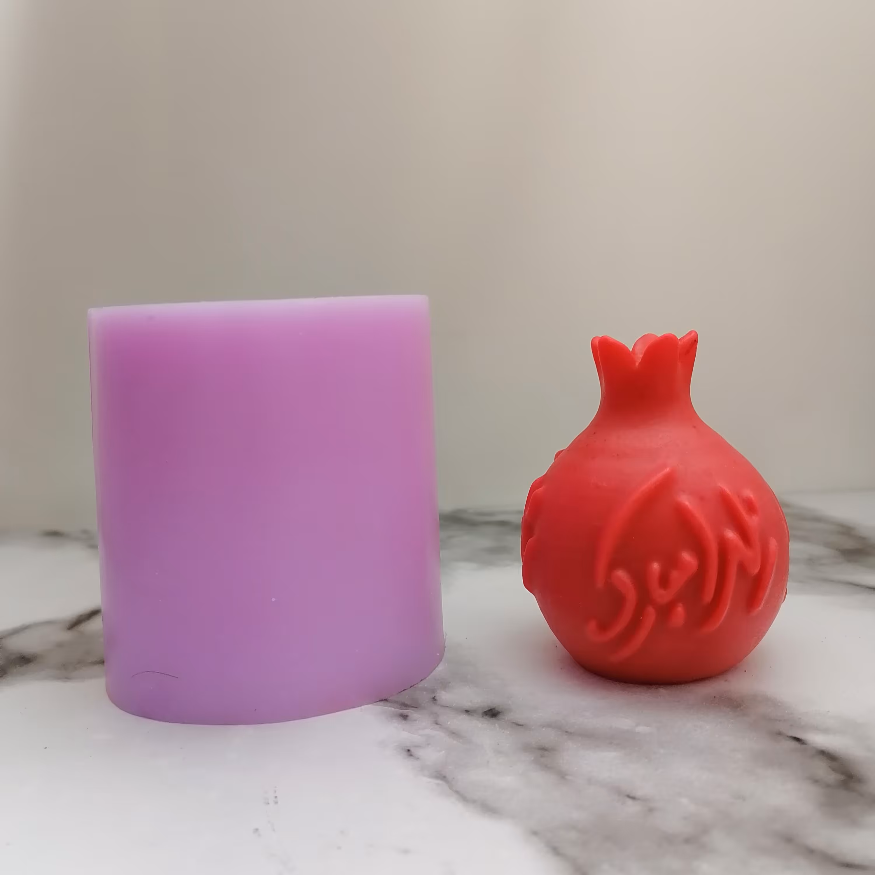 قالب سیلیکونی شمع و مجسمه انار یلدا مبارک 