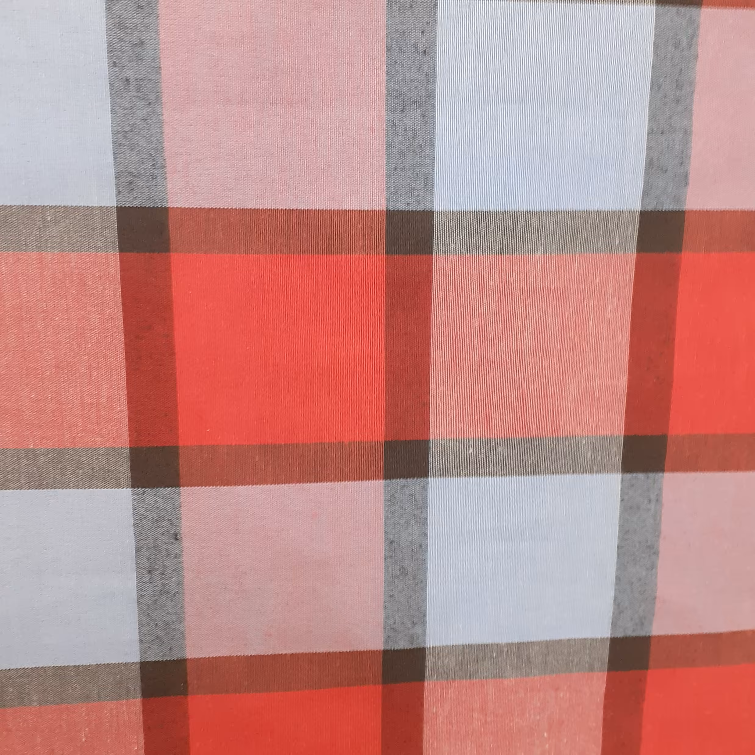 چهارخانه پیراهنی و مانتوئی و خرج کار