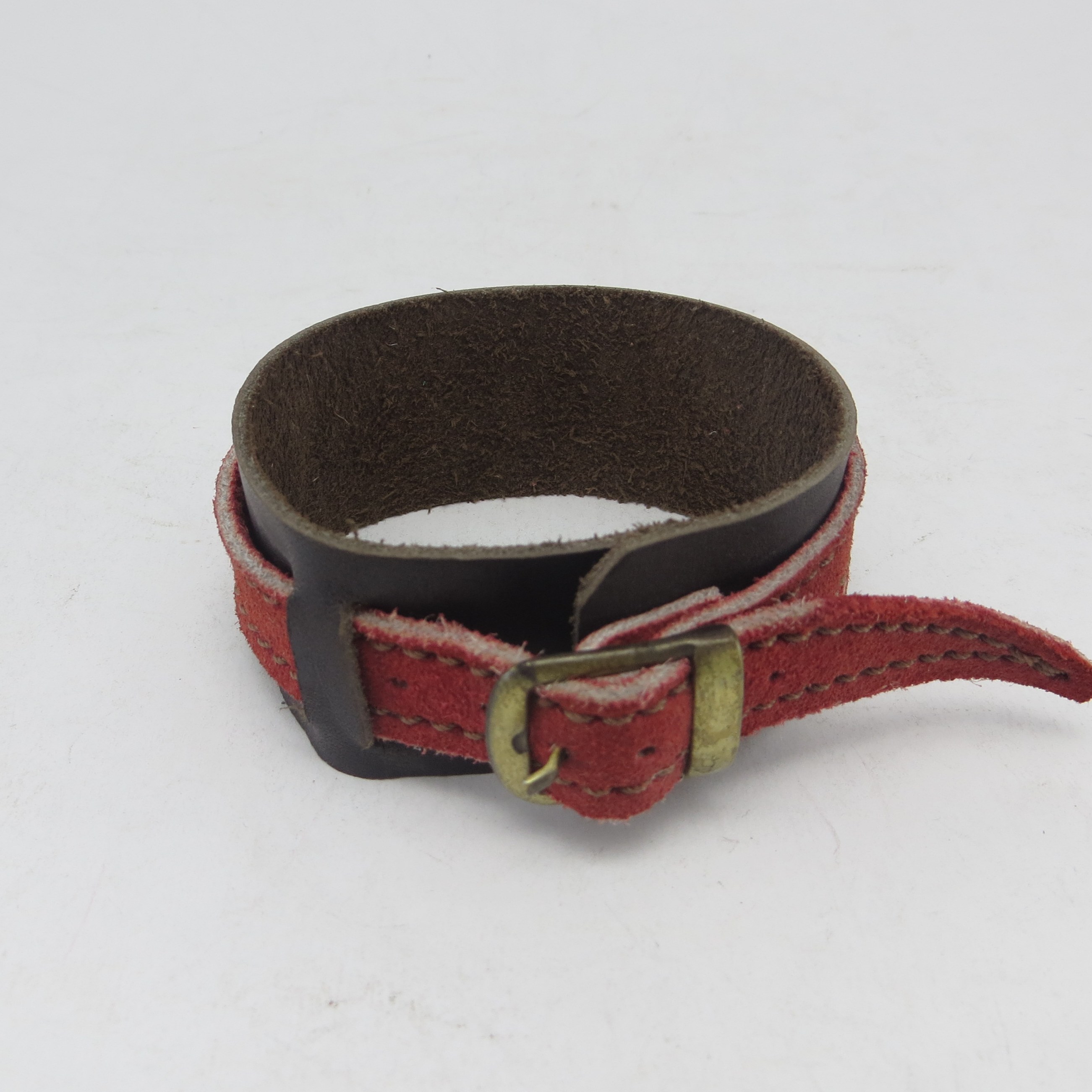 دستبند چرم کد2 یلدا همدان