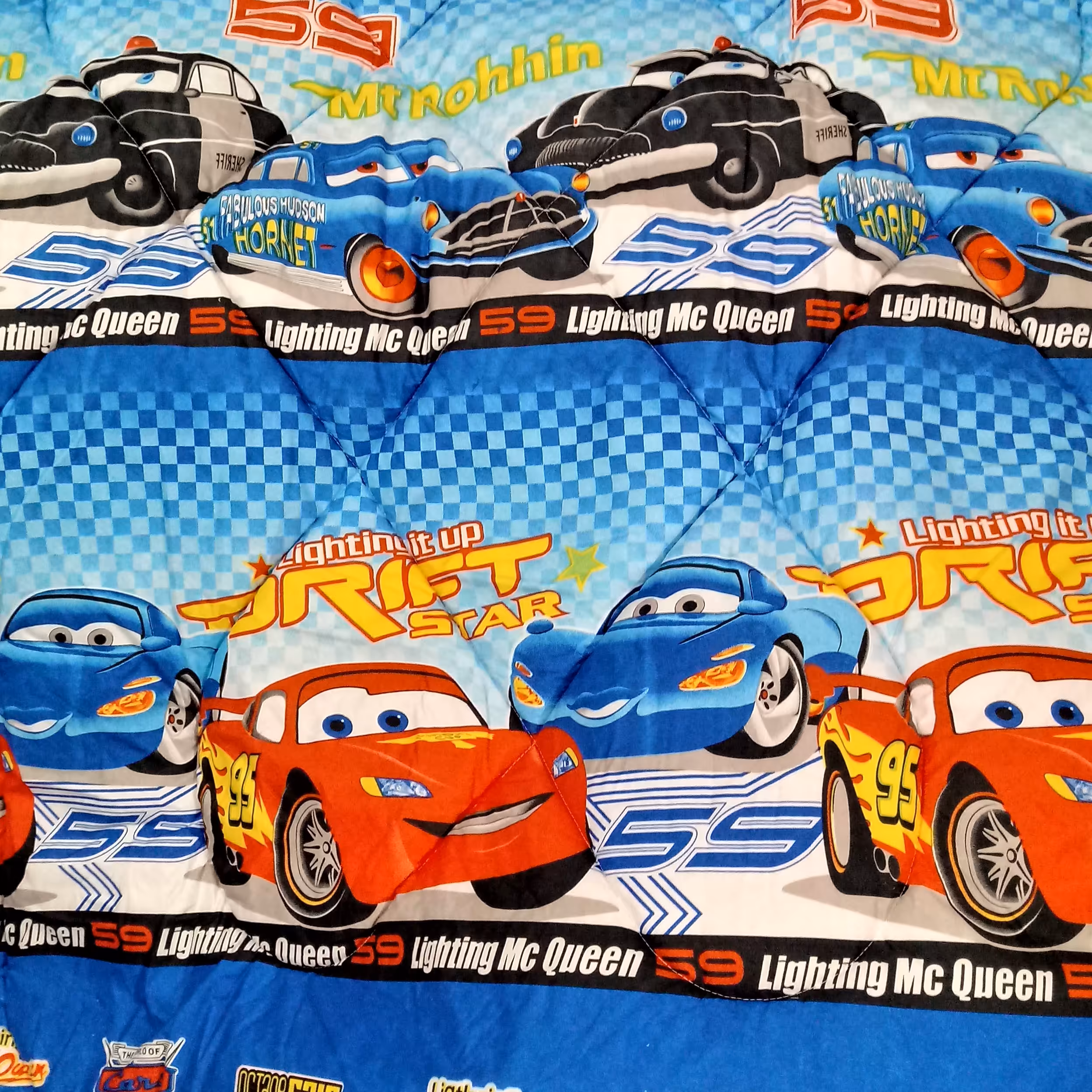 روتختی یک نفره طرح ماشین ها. پارچه میکرو پلی کتان با الیاف ضد حساسیت 