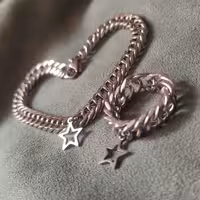 دستبند و انگشتر کارتیر جذاب نقره ای