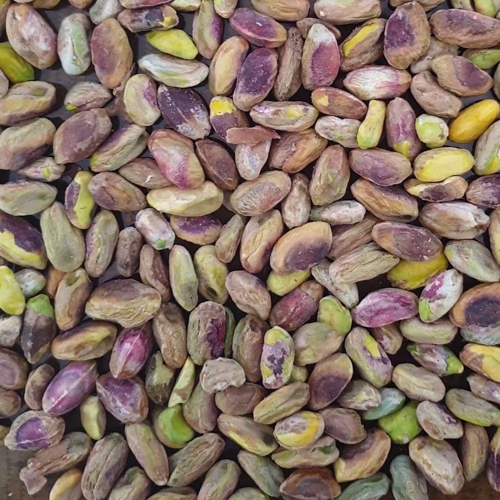 مغز پسته درجه1(200)خوش طعم و تازه.ارسال رایگان