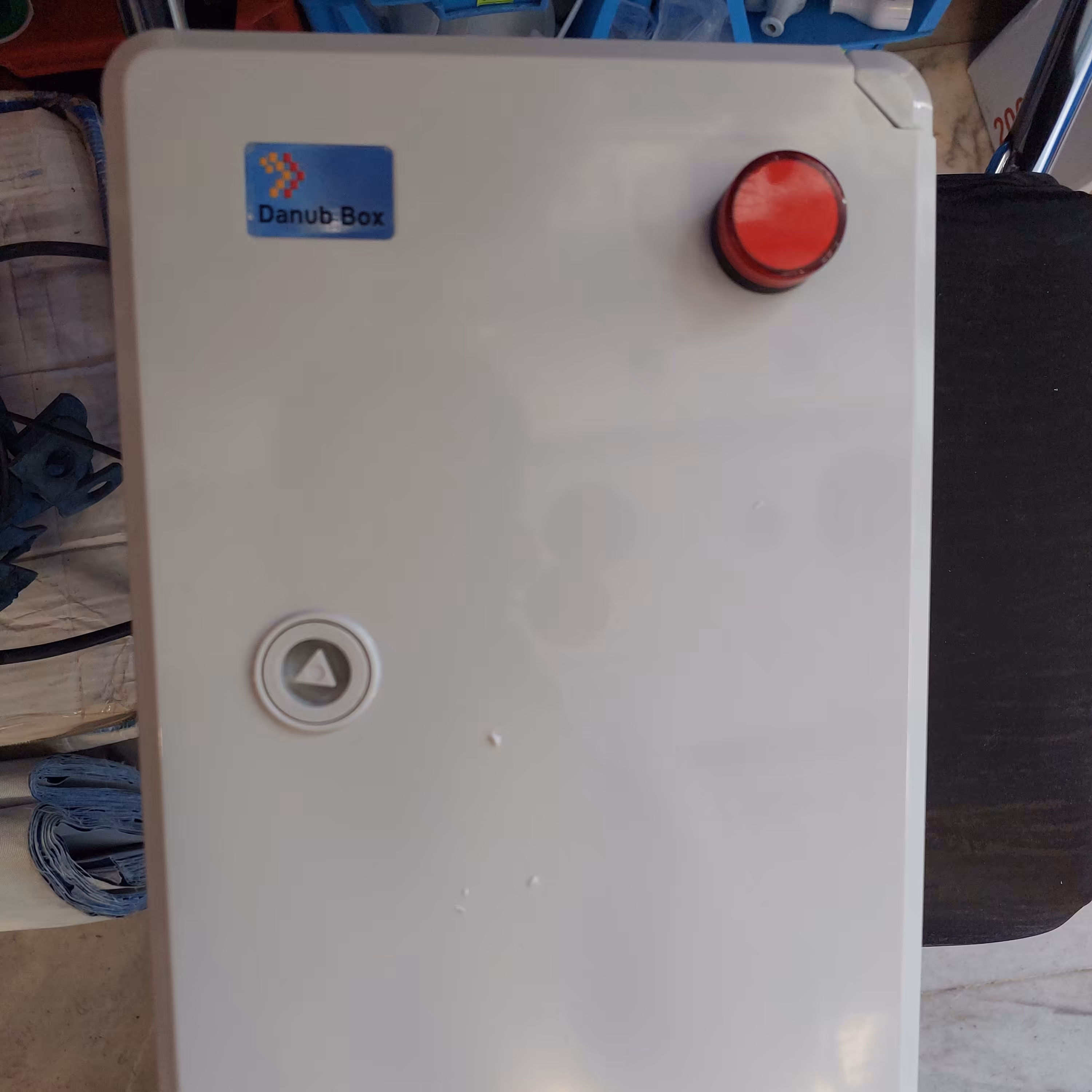 تابلو اماده مناسب پمپ اب ساختمان برای محافظت از پمپ و رله