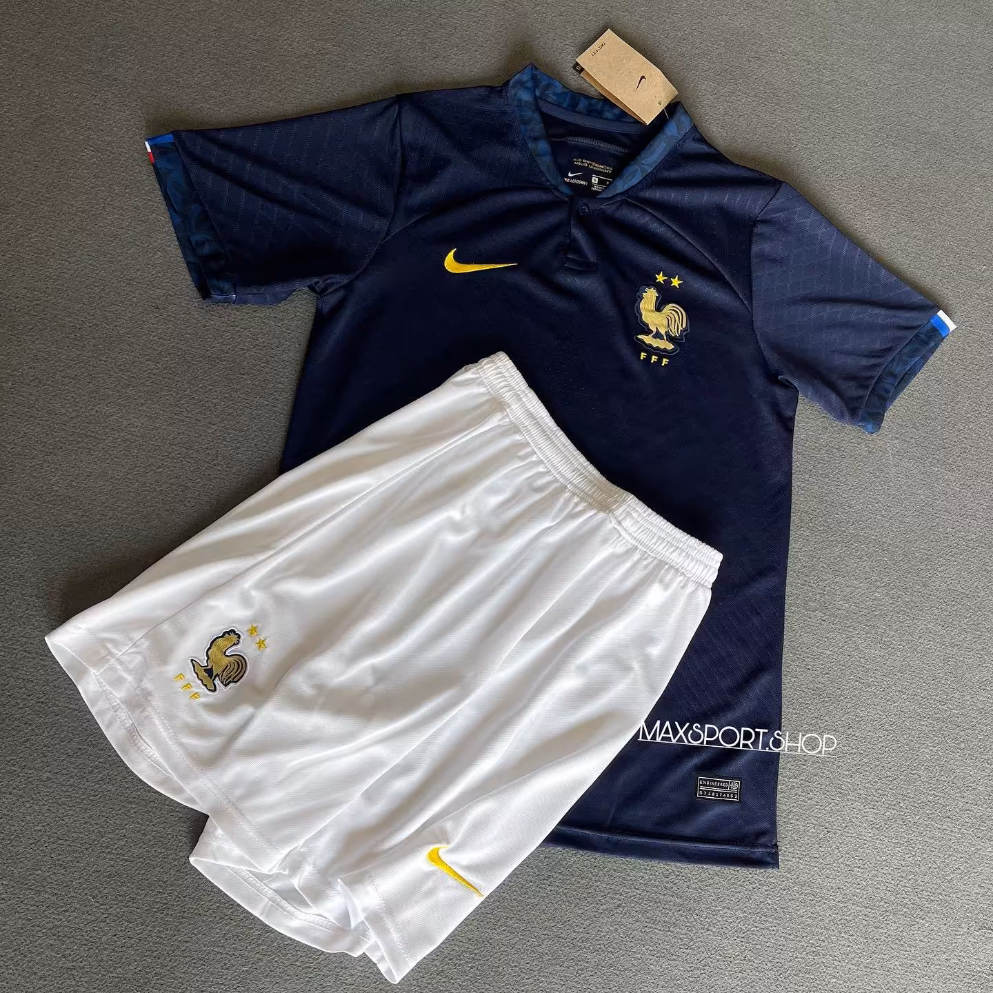 تیشرت شورت فرانسه