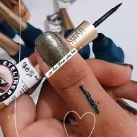خط چشم ماژیکی یوشاس 
