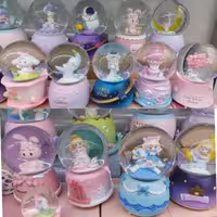 گوی موزیکال گوی چراغدار گوی پمپی گوی باتری خور گوی برفی گوی بزرگ هدیه تولد  موزیکال  