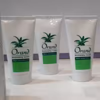 کرم مرطوب کننده  تیوپی اورند