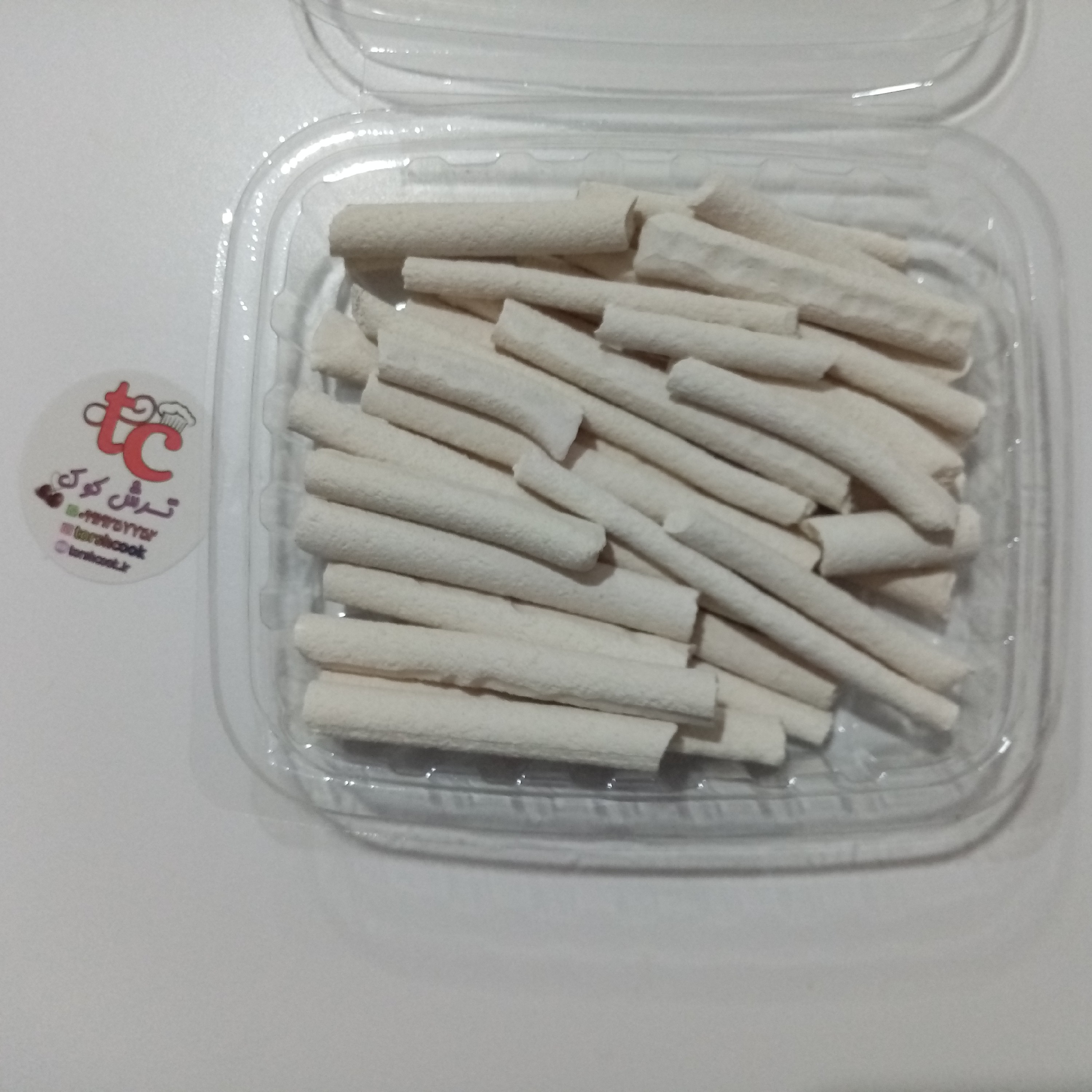 کشک رشته ای محلی (گوسفندی) با کیفیت بالا و کاملا بهداشتی و ارگانیک در وزن 160 گرم مخصوص ترش کوک