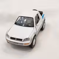 ماکت ماشین کلکسیونی تویوتا راو4 tav4 جنس بدنه فلزی