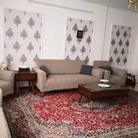 کاور مبل راحتی 3 نفره طرح دار پارچه ای فری سایز