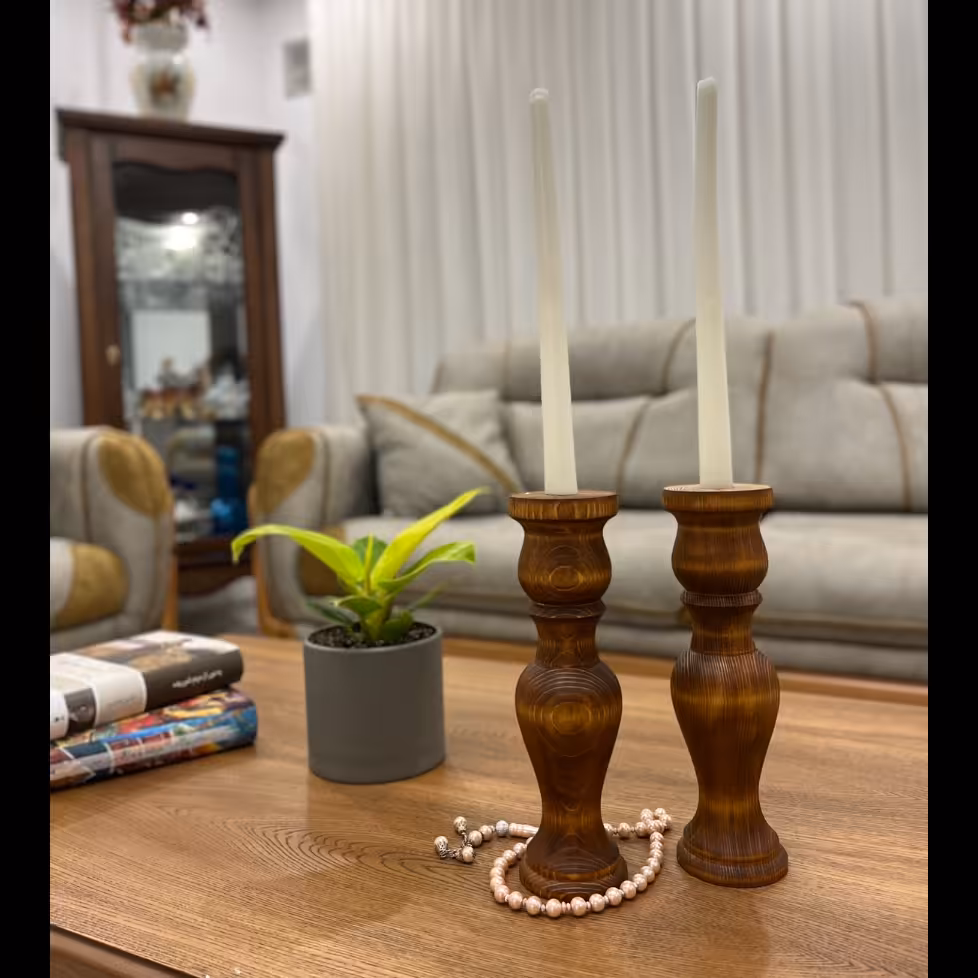 ست 2 تایی شمعدانی چوبی رومیزی مدل تونیکا (چوب روسی درجه یک) ارتفاع 25 و 25 سانت