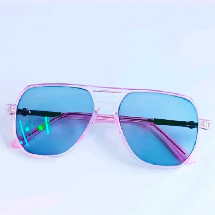 عینک با عدسی فتوکرومیک مخصوص آفتاب و استفاده روزمره