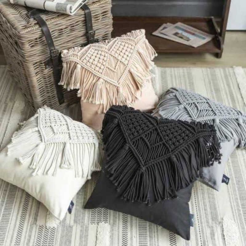 کوسن مکرومه(کاور کوسن با بافت مکرومه )