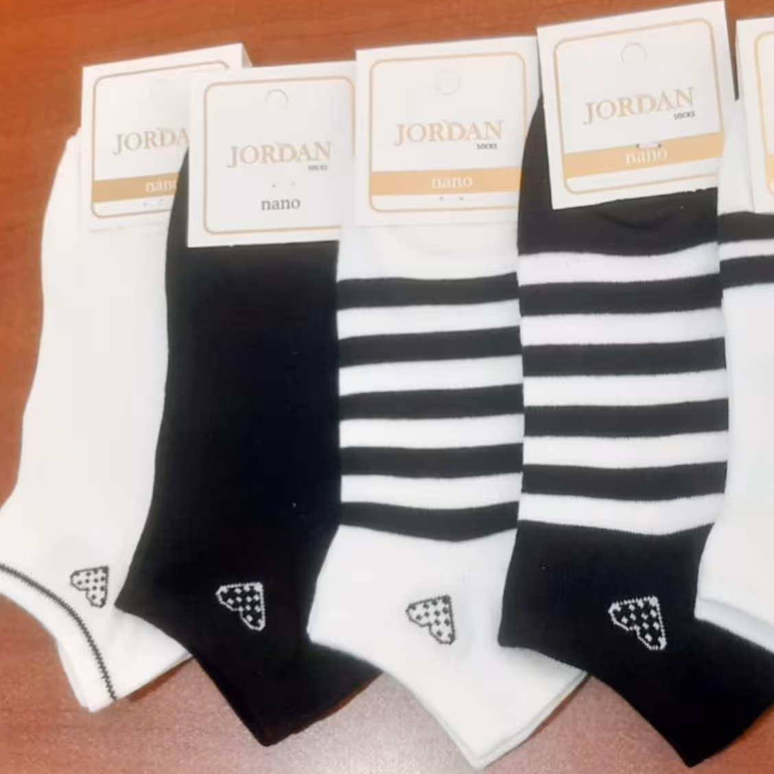 تولید جوراب جردن کیفیت اعلا عمده و تکجین نخ اعلا زیبا قشنگ بادوام ارسال رایگان عمده و تک جین تنوع