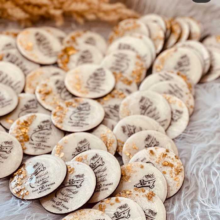 گیفت عقد وعروسی  رزینی درابعاد وطرح های مختلف پک ده عددی