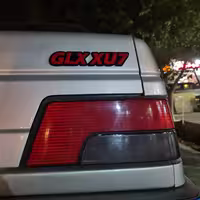آرم قرمز پلکسی GLX XU7