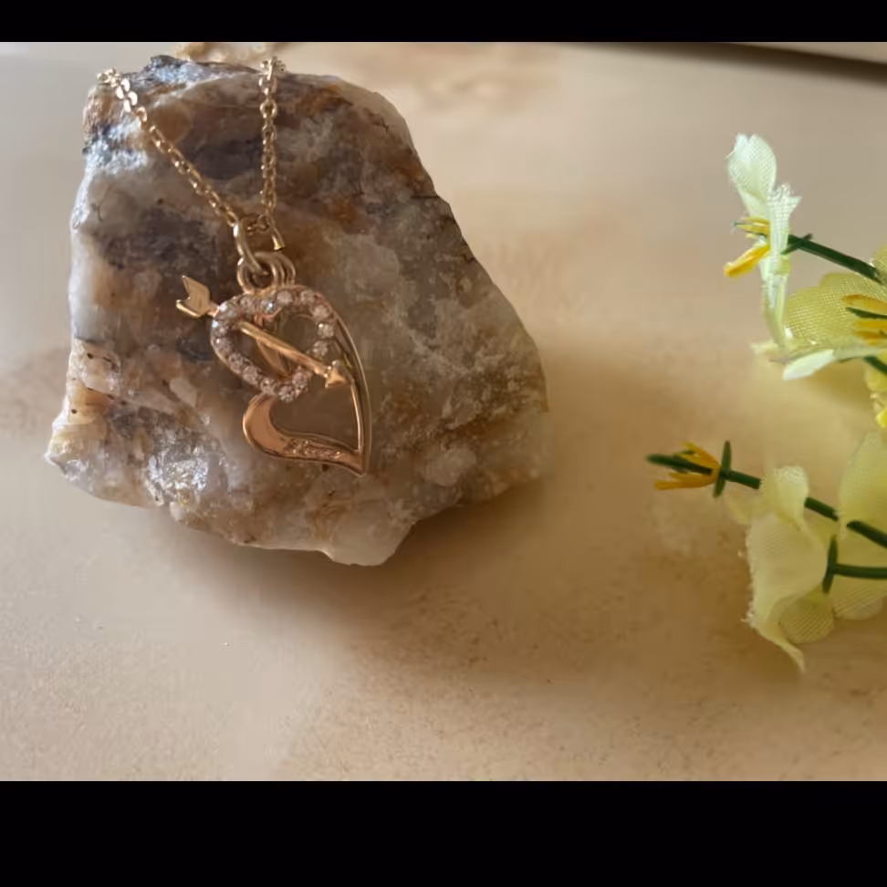 گردنبد قلب و تیر