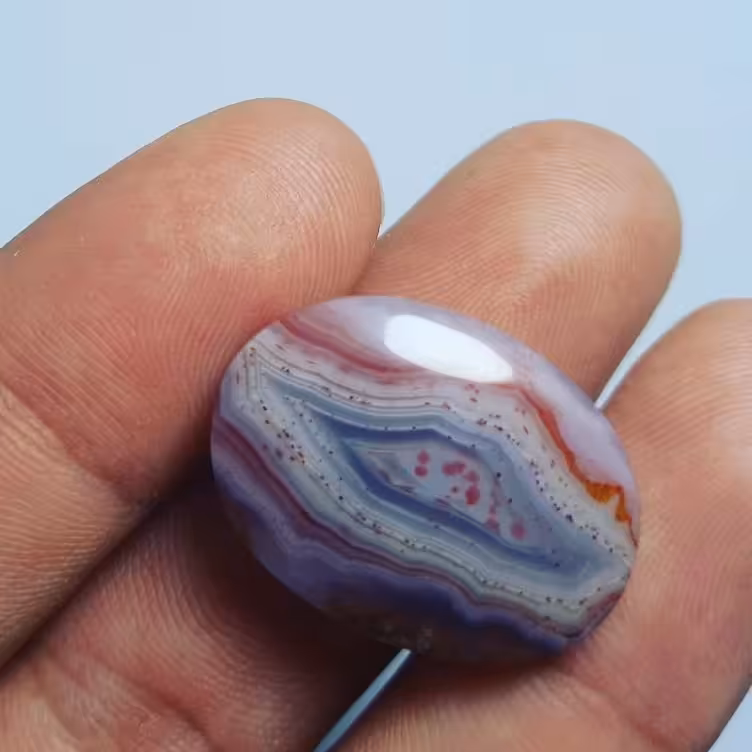 نگین عقیق سلیمانی سرخ مصور به چشم